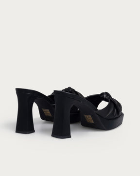 Hira Heels