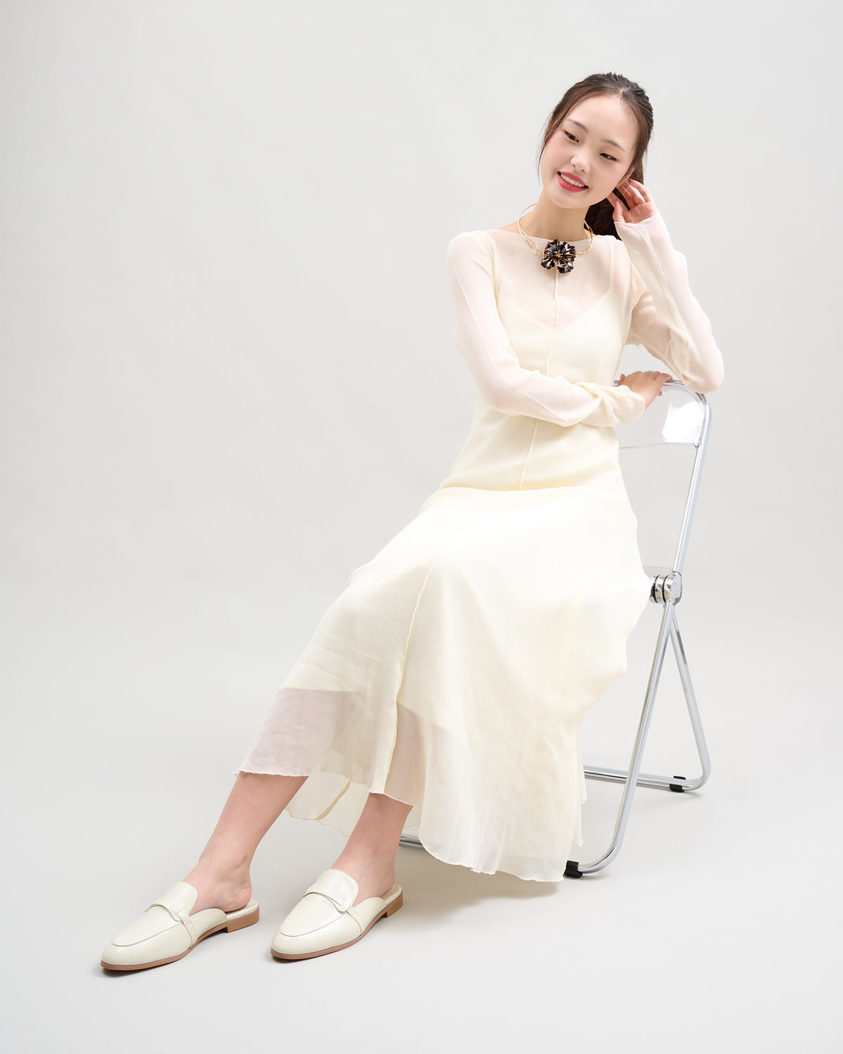 #color_ivory